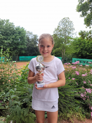 Netzball-Talente Marlen Höfner und Lisa Bischoff holen Titel bei Bergischen Meisterschaften in der U12 Konkurrenz