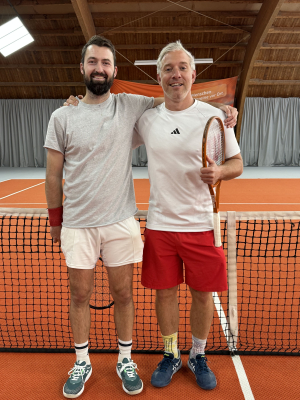 Perfekter Auftakt in die Winter-Medenspielsaison: Netzballer holen drei Siege bei drei Spielen